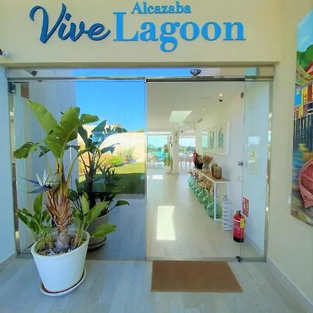 Amazing Apartment In Estepona Lagoon Exterior foto